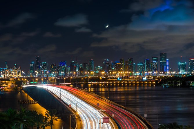 Private Sunset and Night Photo Tour - Who Should Book This Tour