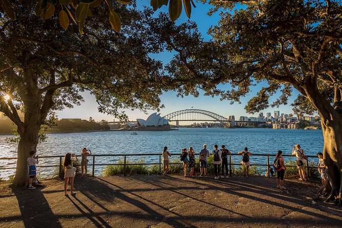 Private Sydney Harbour Sunset Photo Tour & Cruise - Stop 5: Lavender Bay water charter for true harbour perspective