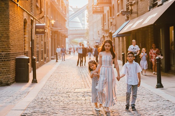 Private Tour: Personal Travel Photographer Tour in London - Price and value: what $287.95 gets you per group