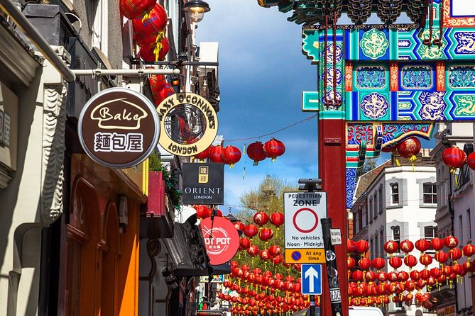 Private Tour: Photography Walking Tour from Trafalgar Square to Covent Garden - Price and value: why this costs $347.77 per person