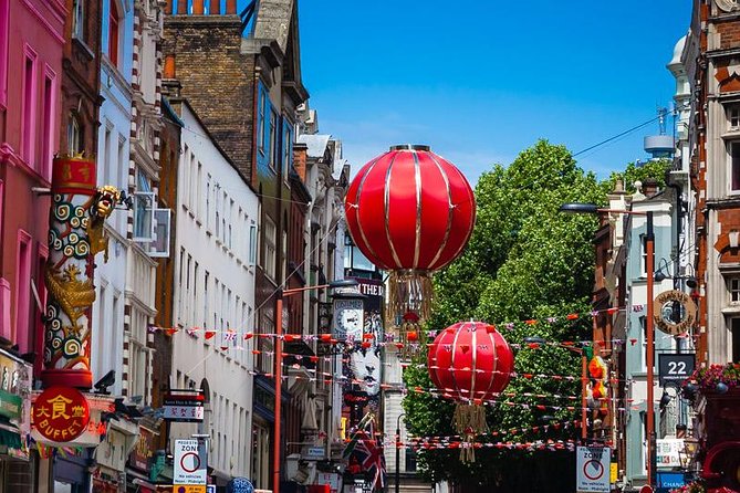 Private Tour: Photography Walking Tour from Trafalgar Square to Covent Garden - Neal’s Yard courtyards: framing colorful mini-London