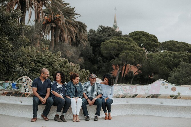Private Vacation Photography Session with Local Photographer in Barcelona - Stop 4: Parc de la Ciutadella for soft light and breathing room