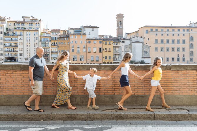 Private Vacation Photography Session with Local Photographer in Florence - Stop 4: Fiume Arno for softer, travel-story photos