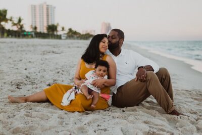 Private Vacation Photography Session with Local Photographer in Ft. Lauderdale - How the 1-Hour Session Works (And Why You Should Arrive Ready)