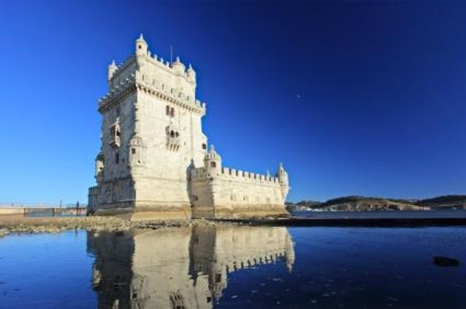 Private Vacation Photography Session with Local Photographer in Lisbon - Key Points to Know Before You Go