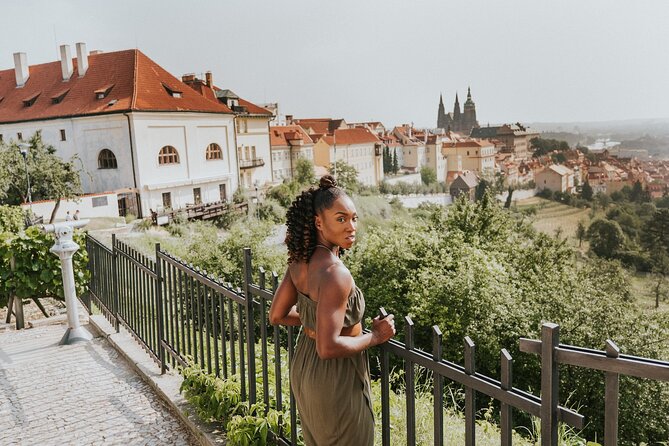 Private Vacation Photography Session with Local Photographer in Prague - What you get afterward: the online gallery and photo count
