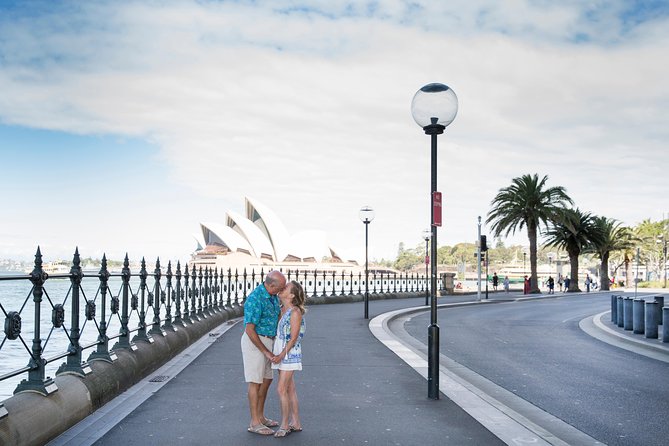 Private Vacation Photography Session with Local Photographer in Sydney - Sydney Harbour: dramatic views with a practical photo plan