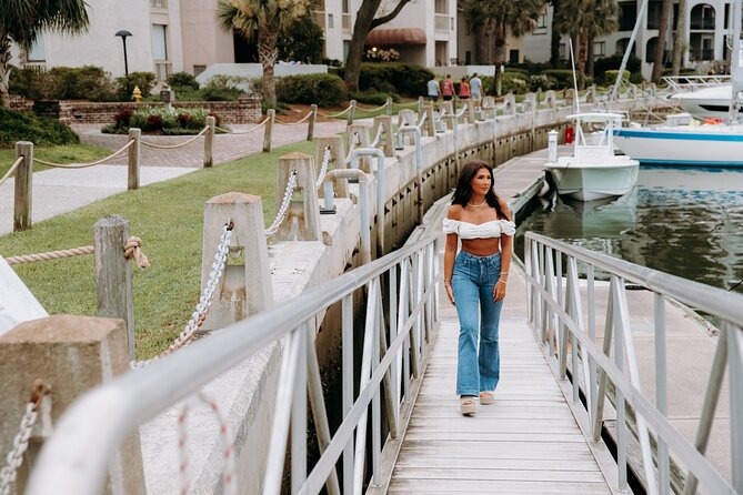 Private Vacation Photoshoot with Photographer Hilton Head Island - How the photographer handles posing so you don’t feel awkward