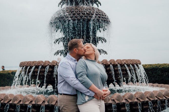 Private Vacation Photoshoot with Photographer in Charleston - Posing That Feels Natural (Not Robotic)