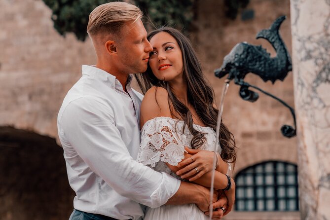 Private Vacation Photoshoot with Photographer in Madrid - Where this experience shines—and who should book it