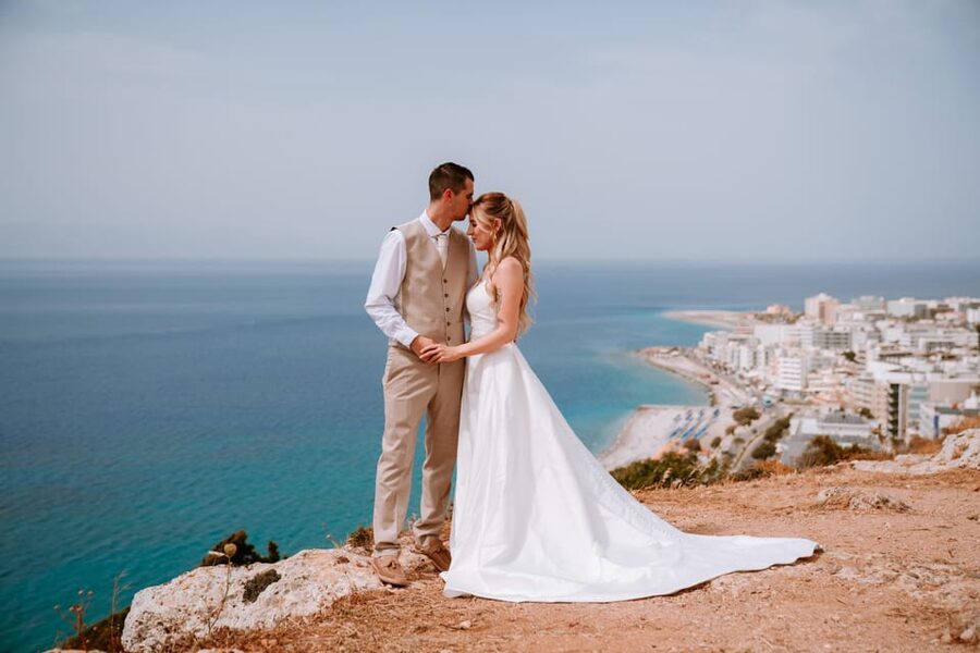 Private Vacation Photoshoot with Photographer in Rhodes - How the photographer gets natural results (without making it awkward)