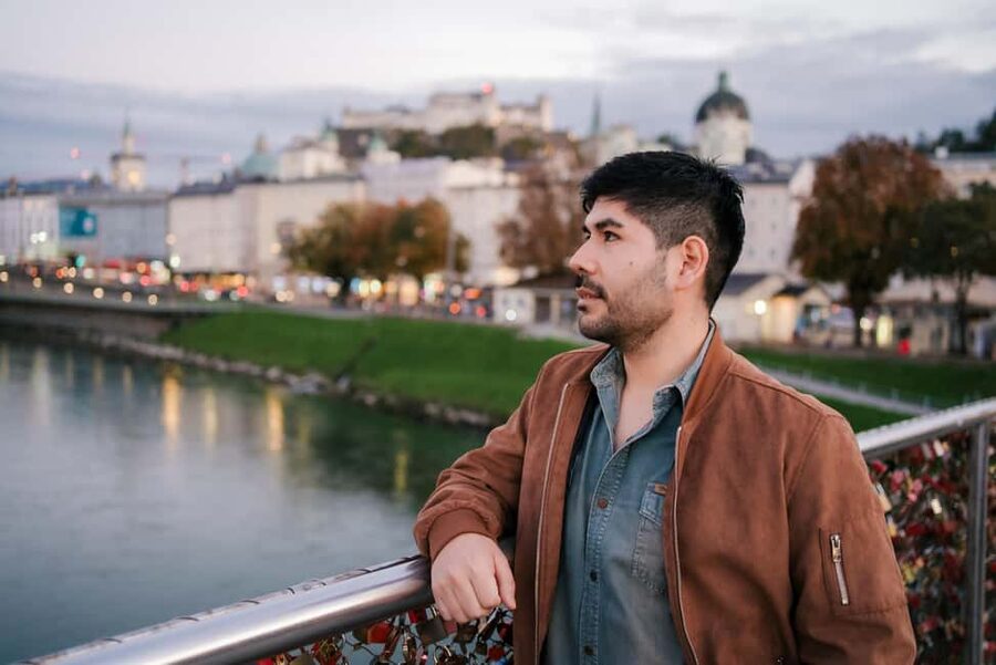 Private Vacation Photoshoot with Photographer in Salzburg - Practical Salzburg prep: shoes, water, and what to wear for photos