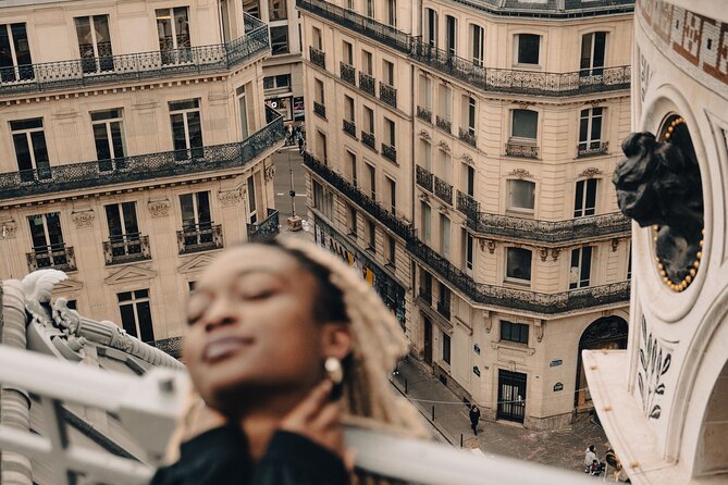 Professional Eiffel Tower Photo Tour with VOGUE Photographer - Weather and Timing: The Short-Session Reality