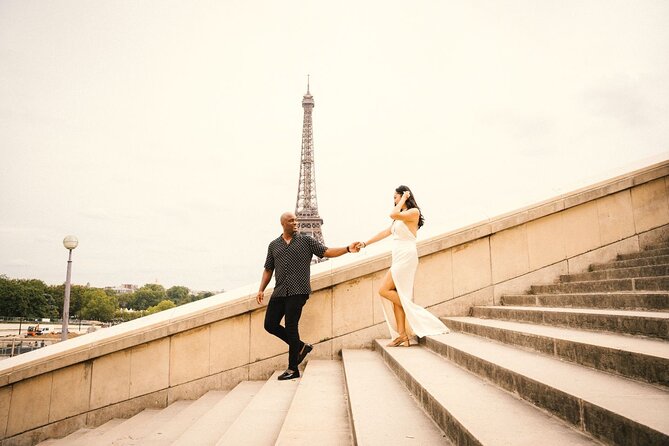 Professional Eiffel Tower Photo Tour with VOGUE Photographer - Stop-by-Stop Route: Iconic Views and Local-Only Angles