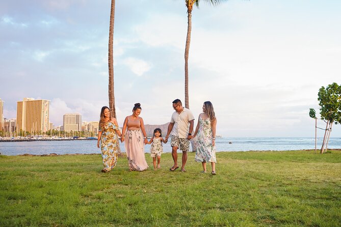 Professional Photo Shoot: Hire a Photographer in Honolulu - The Photos You Get: What 20 to 50 Final Images Really Means