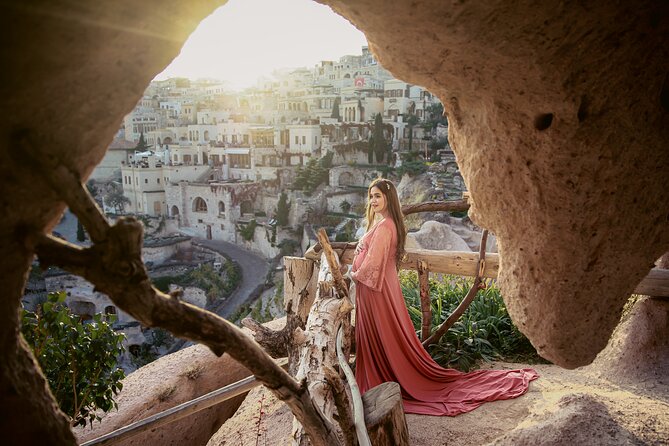 Professional Photo Shoot in Cappadocia - In Sunrise with Hot Air Balloons - Balloon timing: why sunrise is the secret ingredient