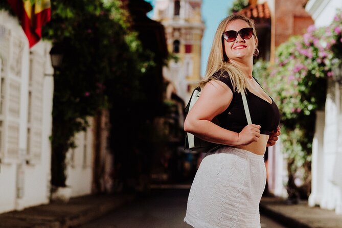professional photographer Cartagena de Indias - Calle Don Sancho: Cathedral Views Without the Scavenger Hunt