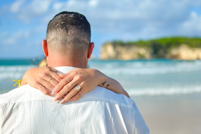 Professional Photographer in Punta Cana for Private Events - The photographer’s approach: guidance, patience, and real variety