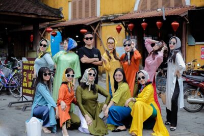 Professional Photography Tour Optional Ao Dai Dress in Hoi An - Where you start: Cantonese Assembly Hall and the walking-tour rhythm