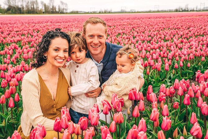 Professional Photoshoot at Private Tulip Field - Your deliverables: 30 edited high-resolution photos