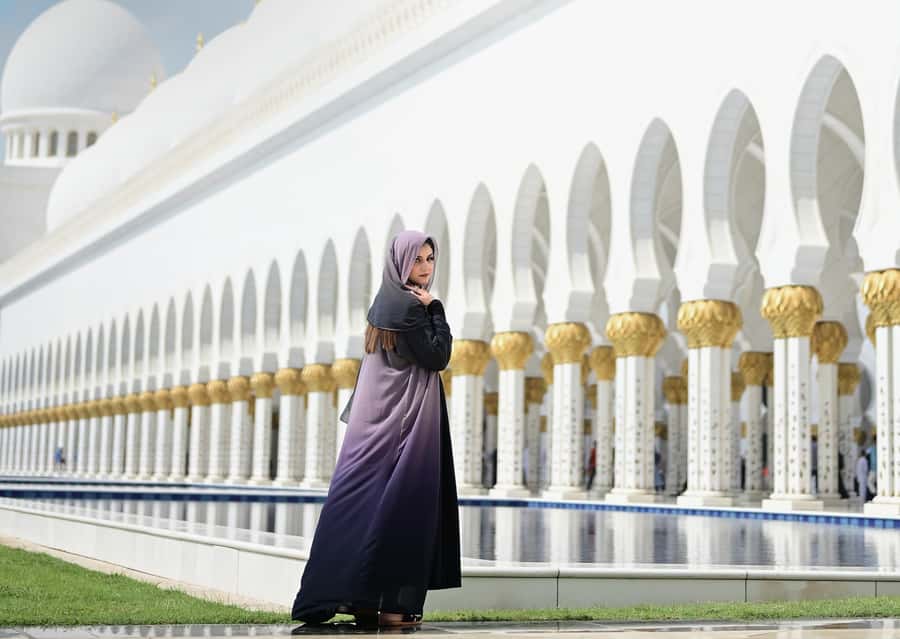 Professional Photoshoot at Sheikh Zayed Mosque - Choosing the Right Package: Time vs. Number of Photos