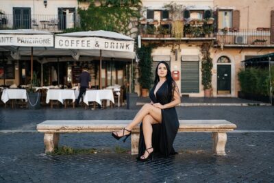 Professional Photoshoot in Eternal City Rome - The Colosseum photo time: how you get better than a selfie