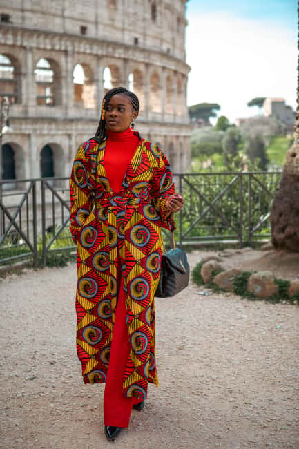 Professional Photoshoot in the Eternal City Rome - Language Support and Group Size: Private Feel Without the Big-Production Vibe
