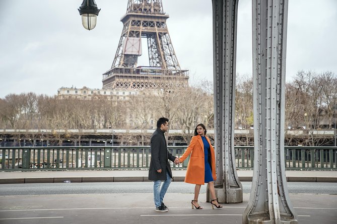 Proposal Photographer in Paris - Price and value: $308.64 per group up to 8