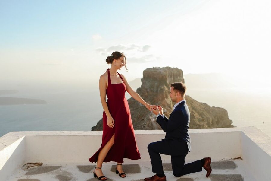 Proposal Photographer in Santorini - Key Things to Know Before You Book