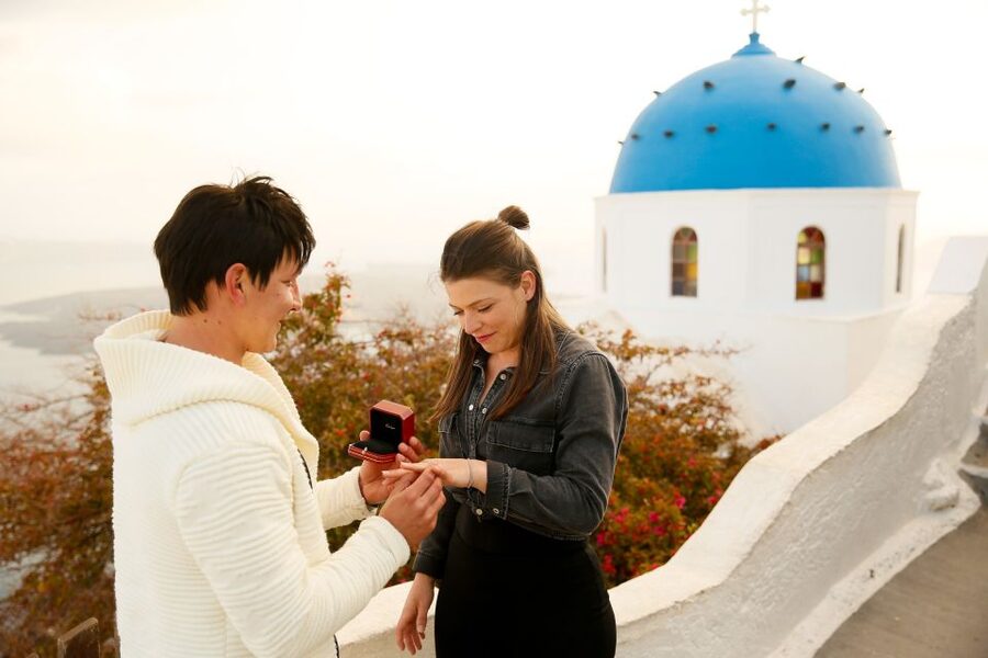 Proposal Photographer in Santorini - Getting Your Photos: The Secure Online Gallery