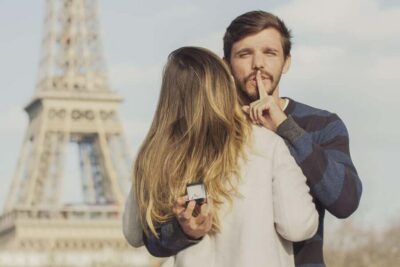 Proposal Photoshoot - How the surprise works: hidden photographer vs guided moment