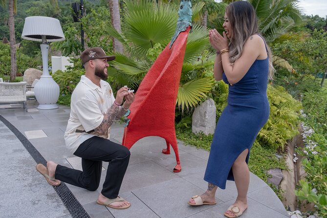 Puerto Vallarta Photoshoot with Professional Photographer - How to dress and prepare for a 90-minute Puerto Vallarta shoot