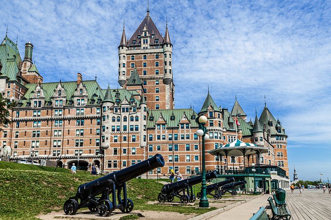 Quebec City Photo Tour - Meet at Place d’Armes: the easiest starting point in Old Quebec
