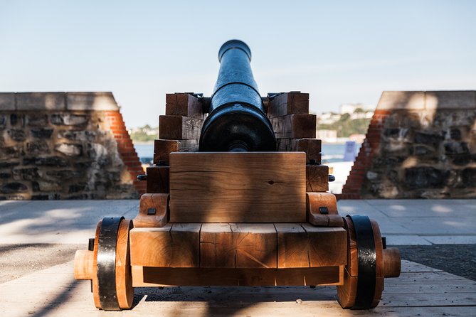 Quebec City Photo Tour - Old Quebec Stop: turning iconic stone streets into sharper photos