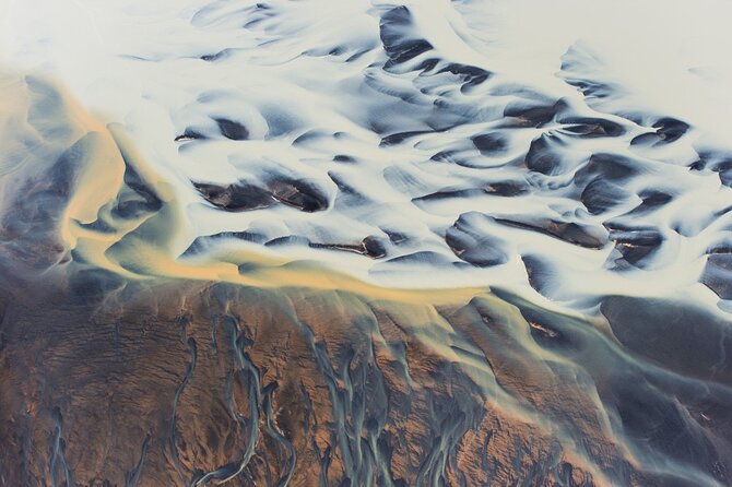 River-braids & Geothermal Private Photo Tour - Helicopter photo time with a door-off view