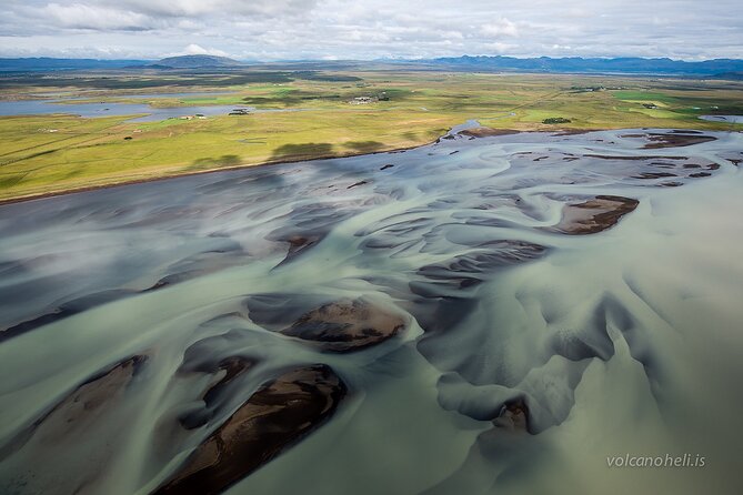 River-braids & Geothermal Private Photo Tour - Who your pilot is matters more than you’d think