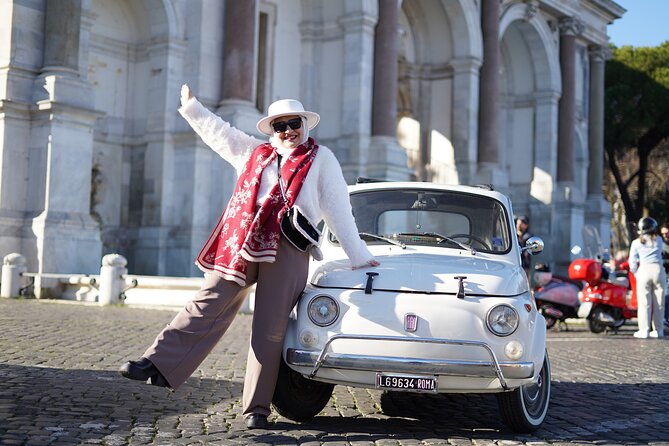 Roma Photography service with Fiat 500 Vintage Car - Colosseum photo time with included entry