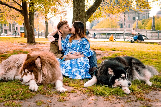 Romantic Couple Photoshoot in the Heart of Berlin - Who should book this Berlin couple photoshoot (and who might skip)