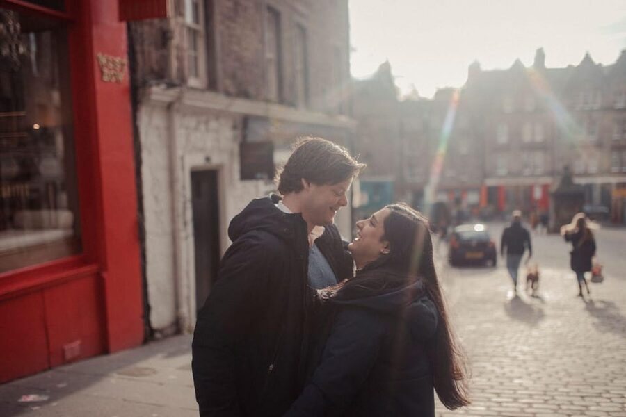 Romantic Photoshoot Experience for Couples in Edinburgh - Why an Old Town couple shoot feels different than regular sightseeing photos