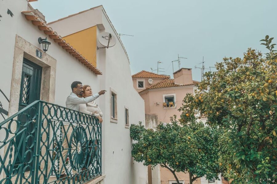 Romantic Photoshoot Experience for Couples in Lisbon - Who This Lisbon Photoshoot Suits Best (And Who Might Skip)