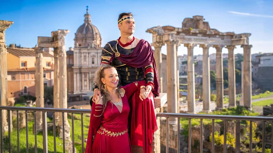 Rome: Capitoline Hill Photoshoot - Private session - Sunrise vs sunset: how you choose the mood of your photos