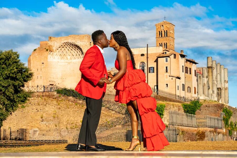 Rome: Colosseum Photoshoot – Private Session - Wandering Nearby: Cobblestones, Walls, and Viewpoints