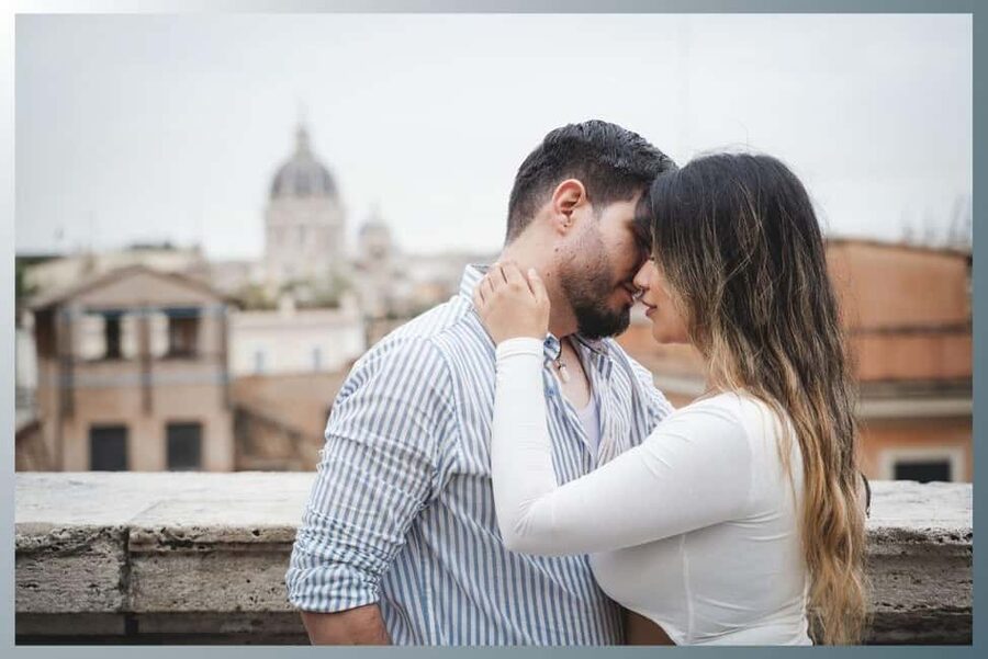 Rome: Couple Photoshoot – Iconic & Romantic - Picking the Best Roman Backdrop: Colosseum, Trevi Fountain, Pantheon, Villa Borghese