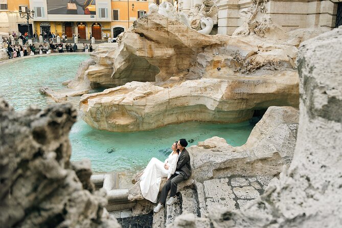 Rome: Early Morning Trevi Fountain Photoshoot & Iconic Landmarks - Colosseum Outside-Only: Getting the Icon Without the Tickets