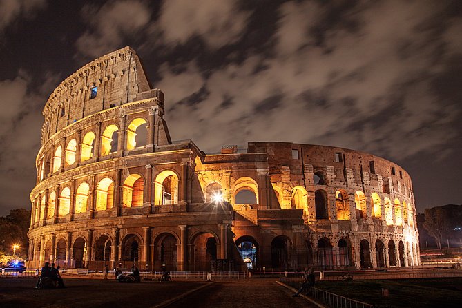 Rome Night Photo Tour - Start Point at Napoleonic Museum: Arrive Ready for Twilight Shooting