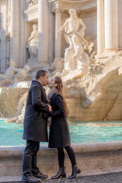Rome: Personalized Photoshoot outside the Colosseum - What about the Colosseum entry ticket?