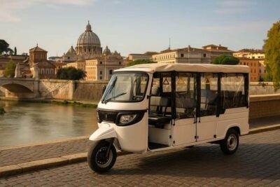 Rome: Photography service with Electric tuk tuk - Picking your route: Colosseum-to-Trevi or keyhole-to-Castel Sant’Angelo