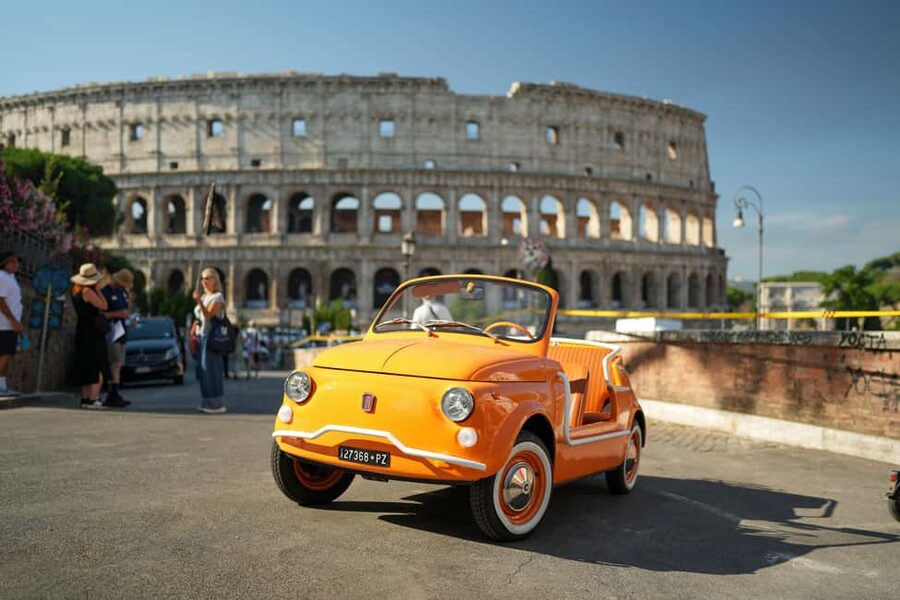 Rome: Photoshoot Service with Vintage Fiat 500 - Rolling past Rome’s famous lines: Circus Maximus, Trastevere, and fountains