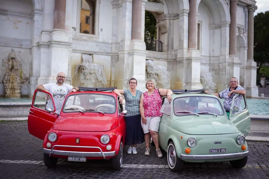Rome: Photoshoot Service with Vintage Fiat 500 - How the pro photographer support changes your results fast