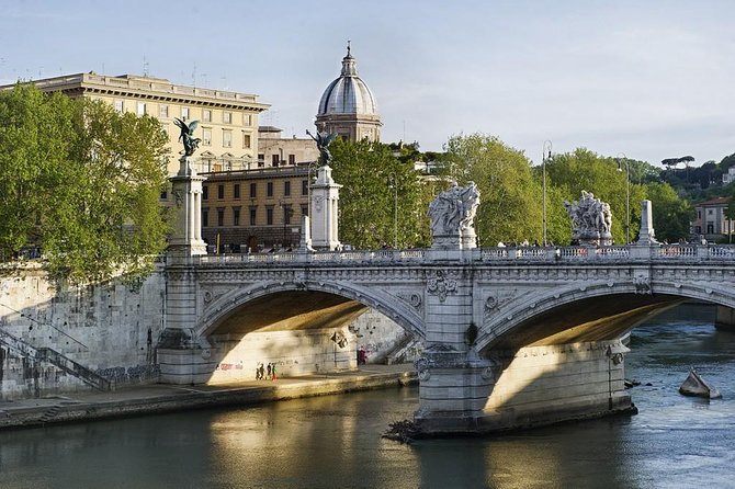 Rome, Private Photography Guided Tour - Capture Iconic Sights - What to bring: camera essentials that make a difference fast
